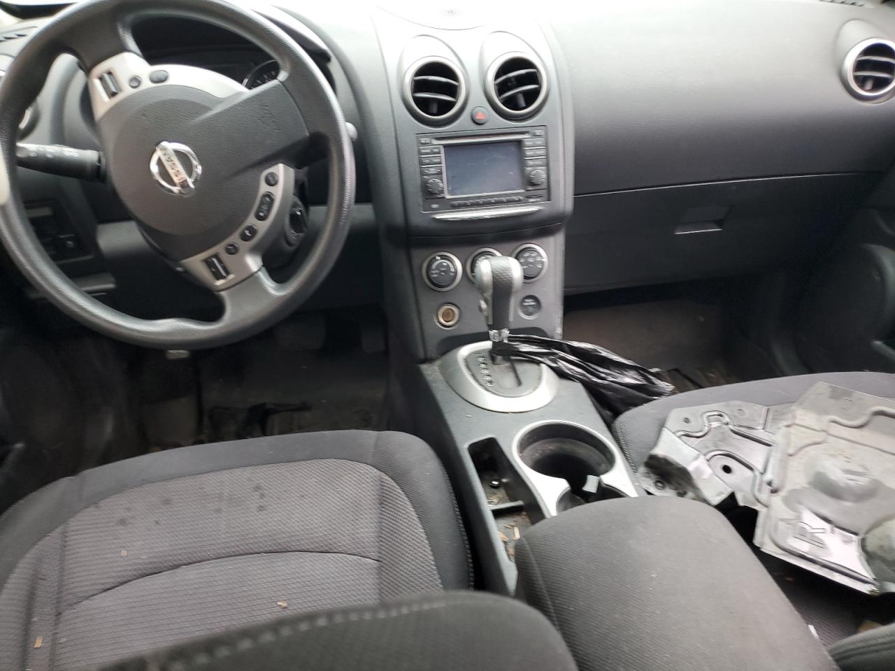 2011 Nissan Rogue - Image 8