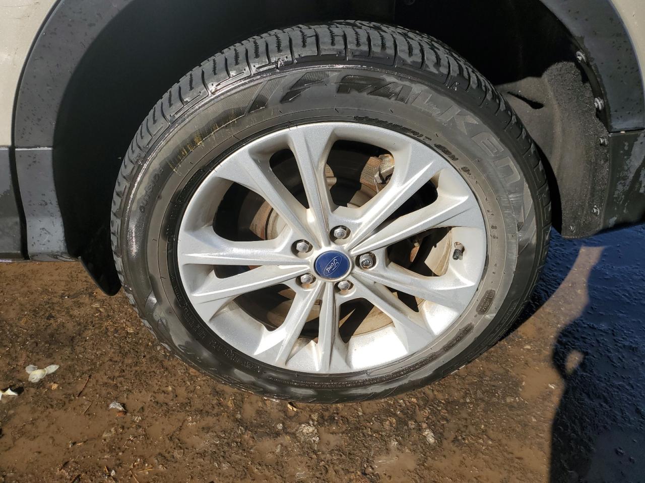 1FMCU9HD1JUA55754 FORD ESCAPE 2018