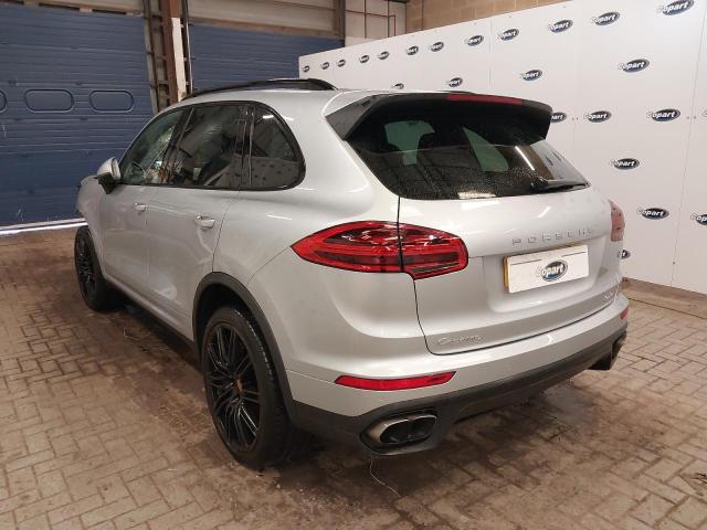 2016 PORSCHE CAYENNE V8