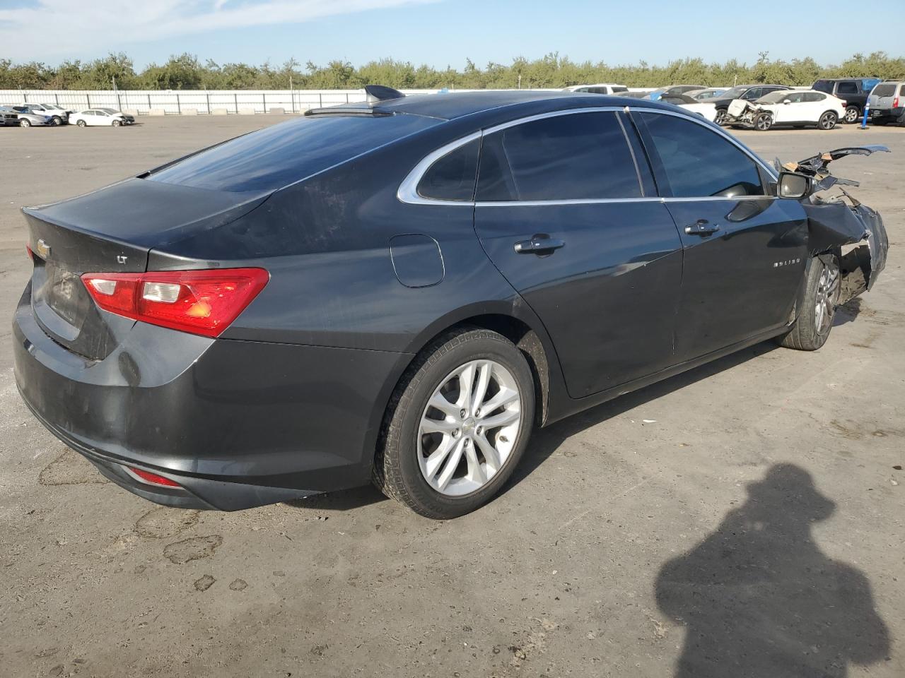 2017 Chevrolet Malibu - Image 3