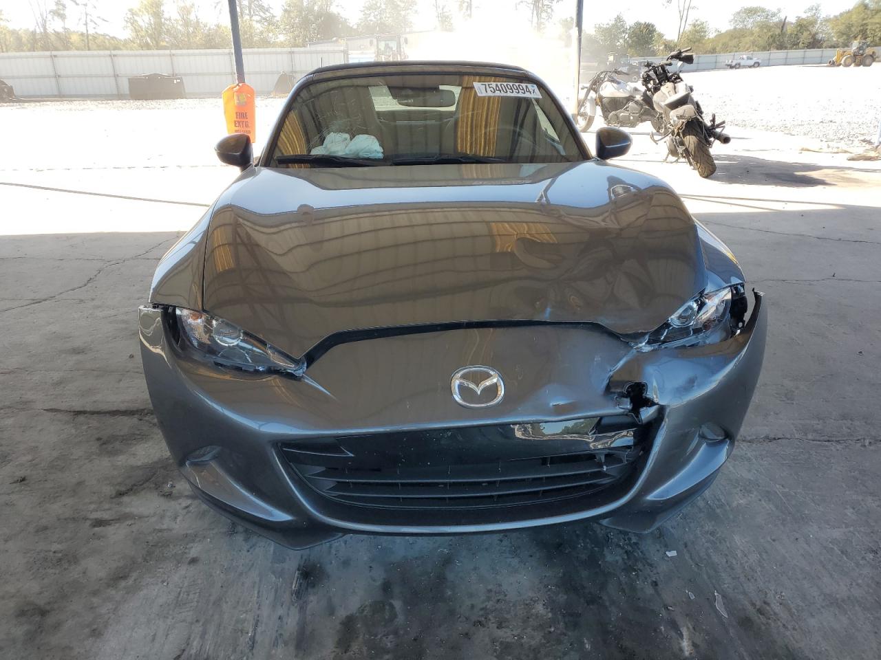 VIN JM1NDAD7XP0560402 2023 MAZDA MX5 no.5