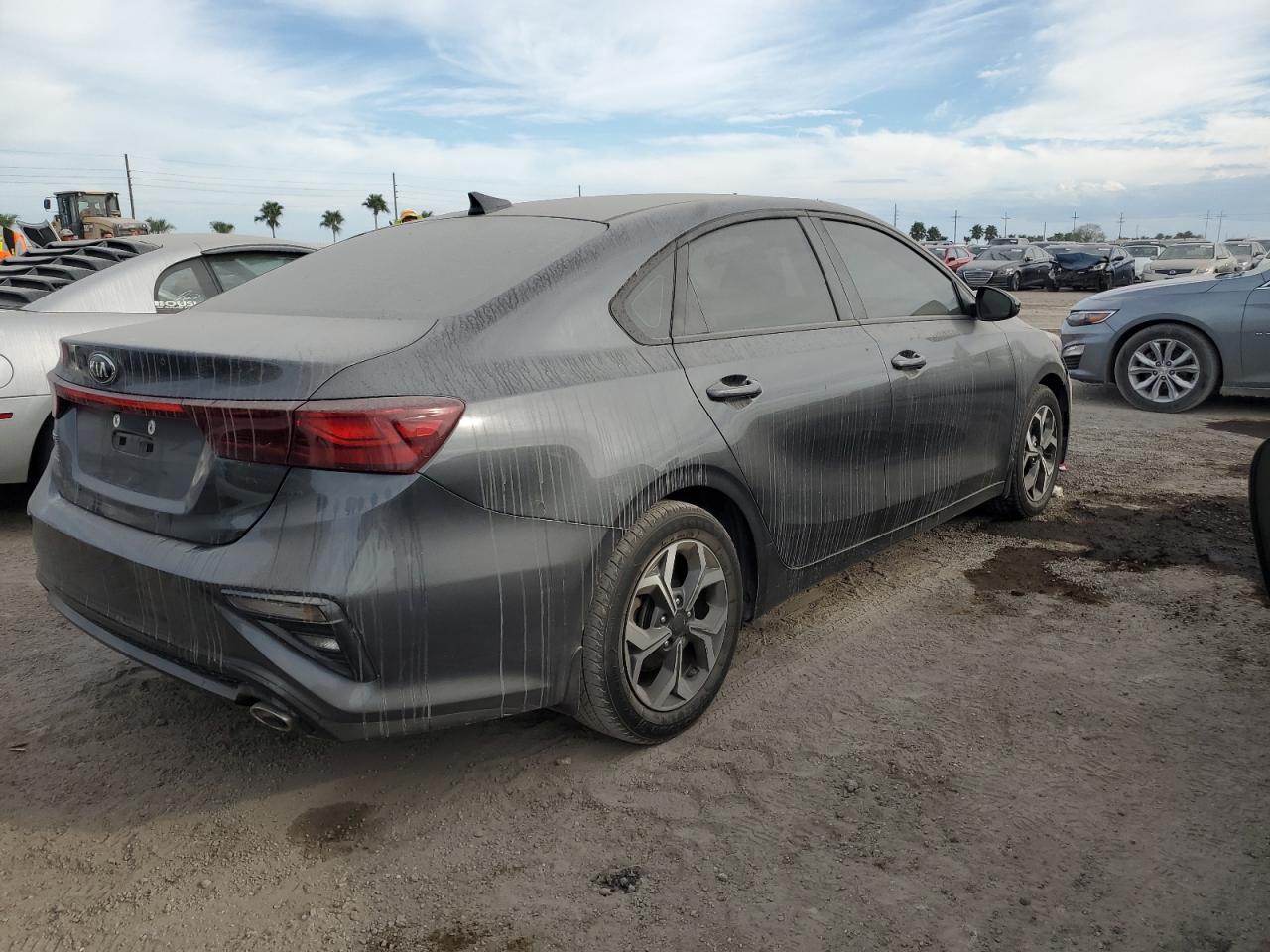 2019 Kia Forte - Image 3