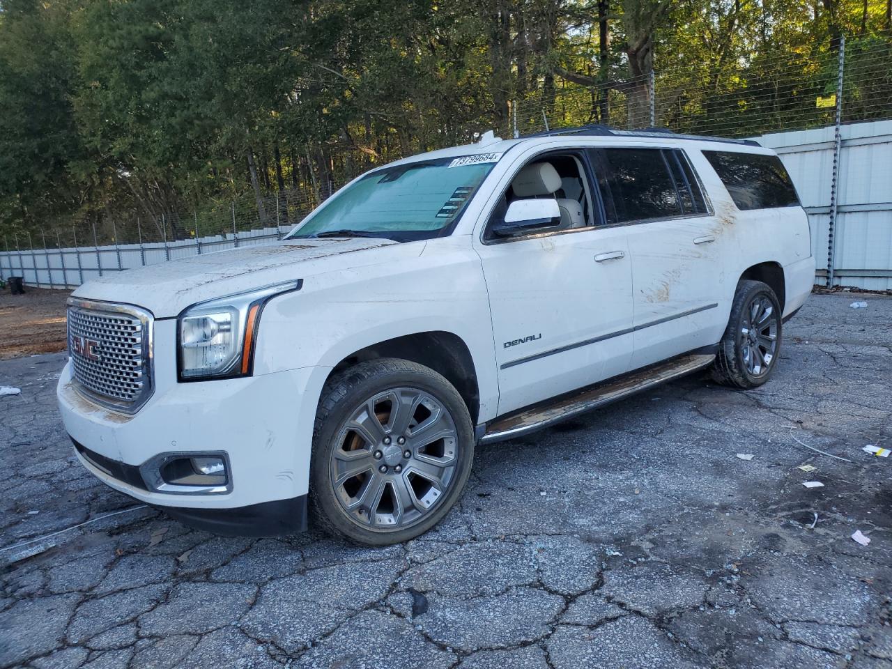 2015 GMC Yukon - Image 1