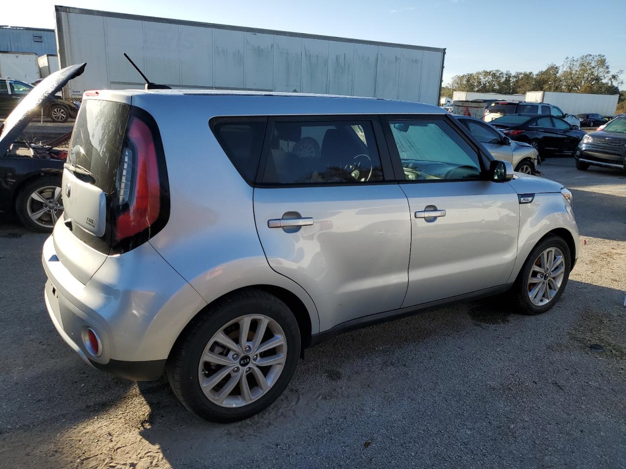 2017 Kia Soul - Image 2
