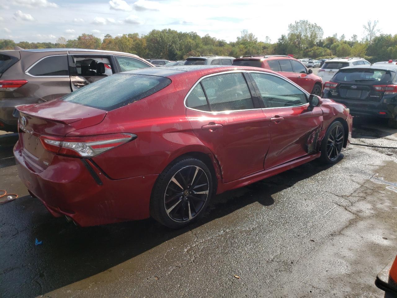 2018 Toyota Camry - Image 3