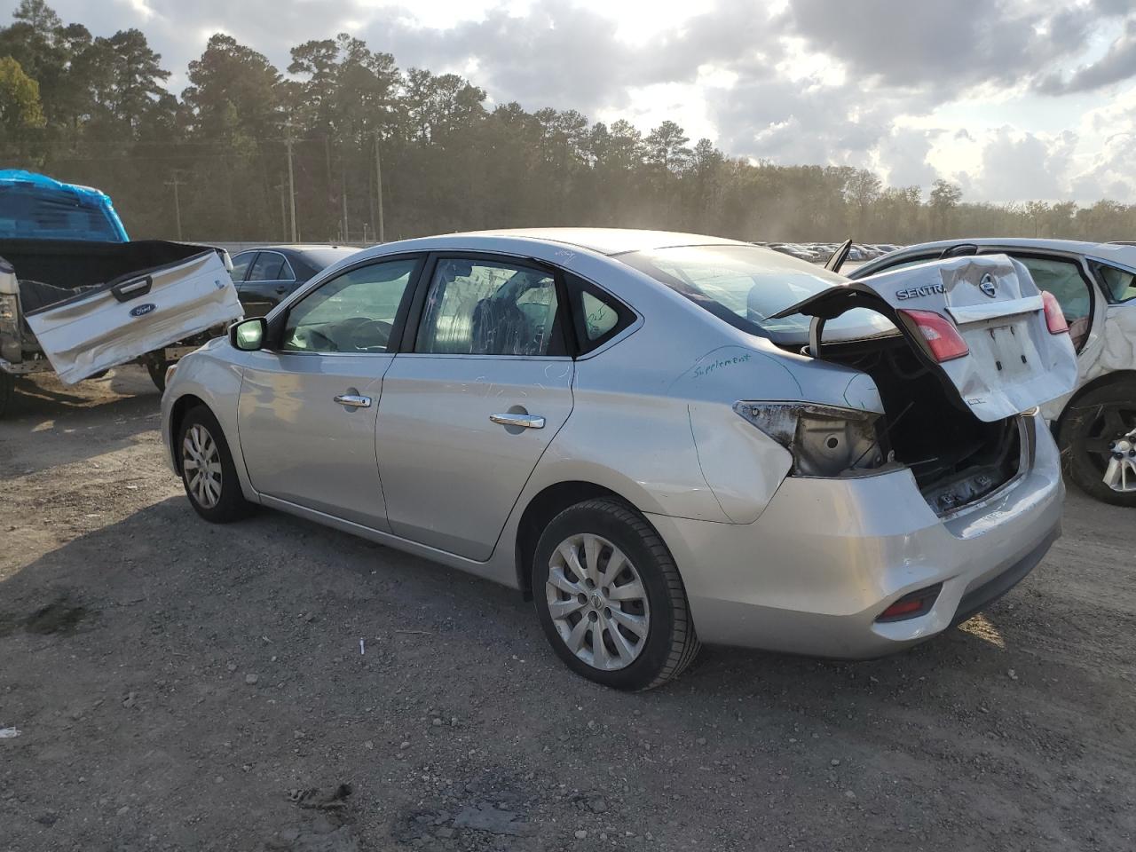 2017 Nissan Sentra - Image 2