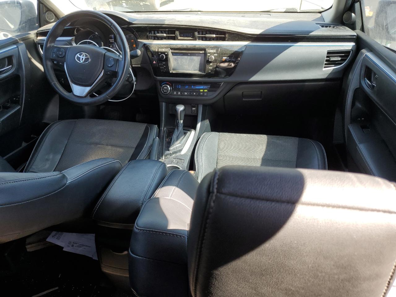 2015 Toyota Corolla - Image 8
