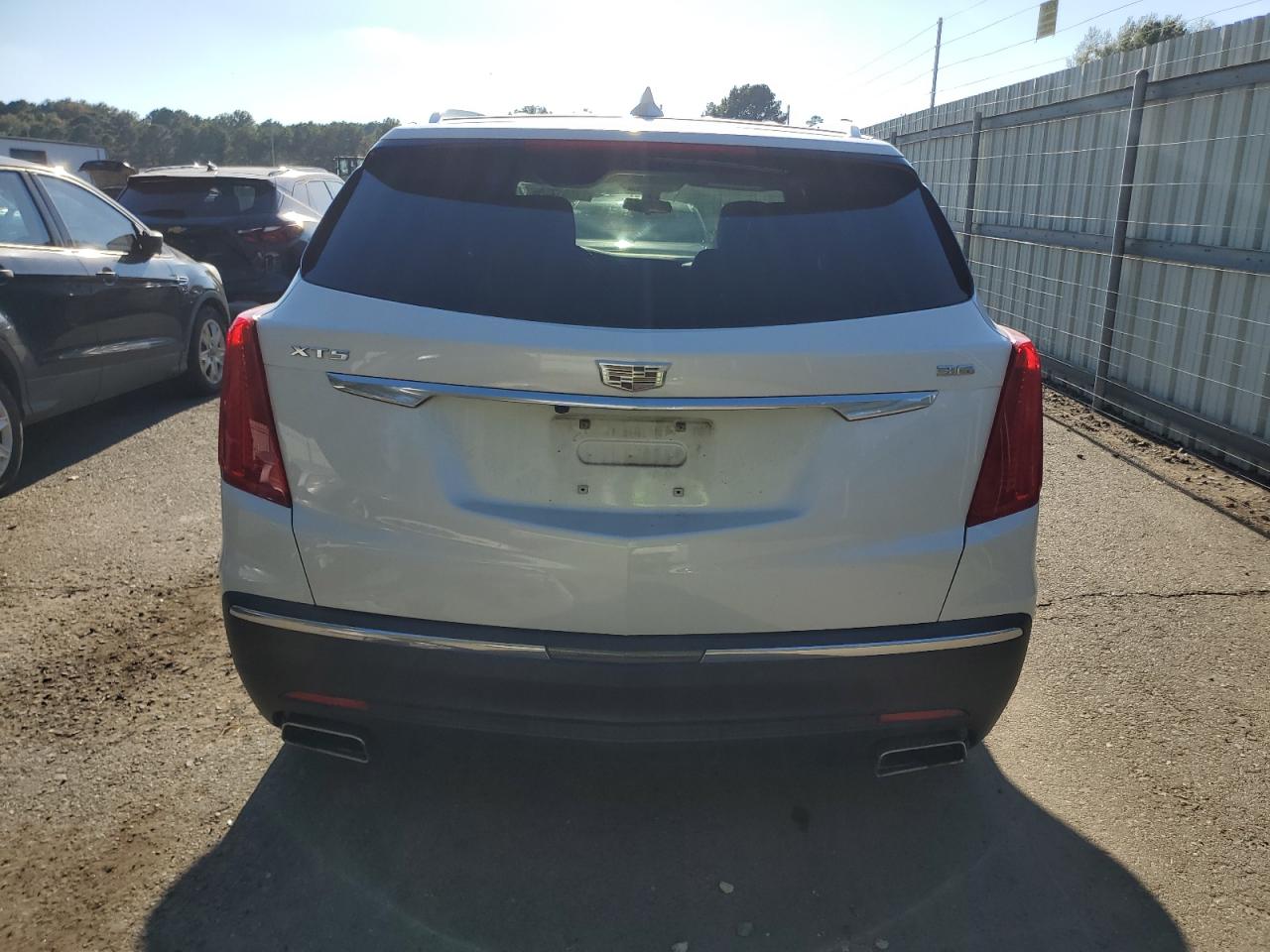 VIN 1GYKNARSXKZ237883 2019 CADILLAC XT5 no.6