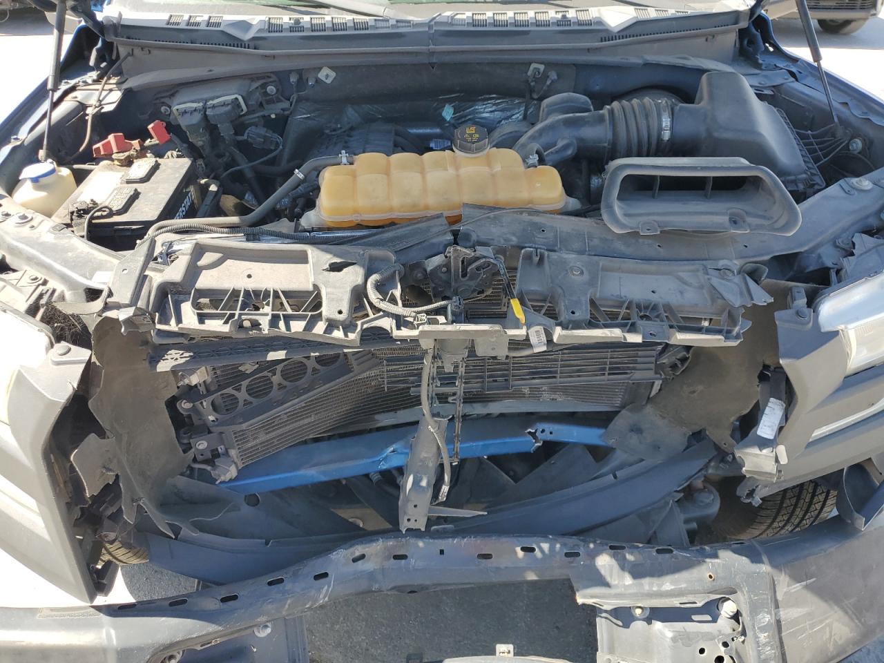 2015 Ford F-150 - Image 11