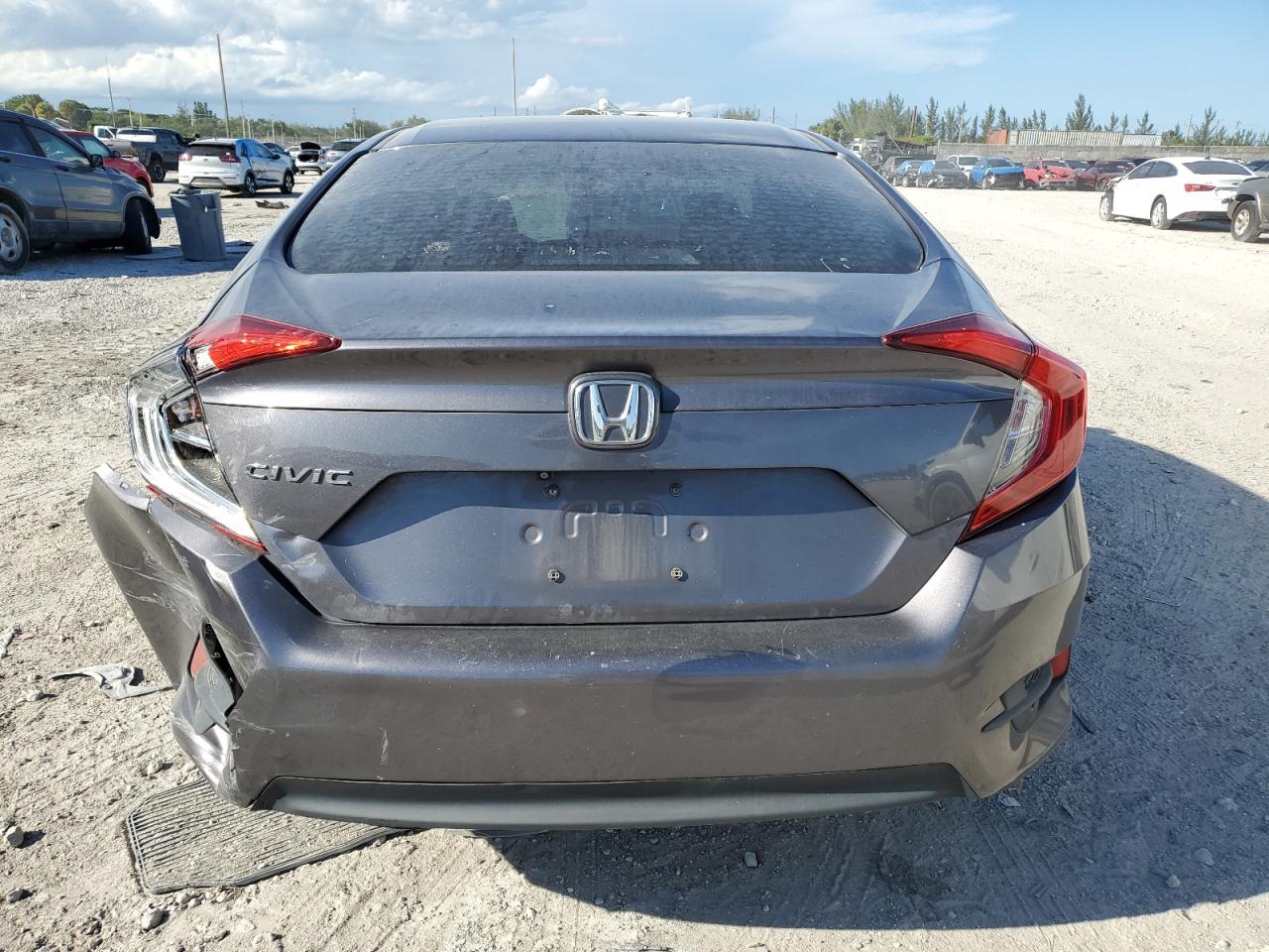 19XFC2F50HE078300 2017 Honda Civic Lx