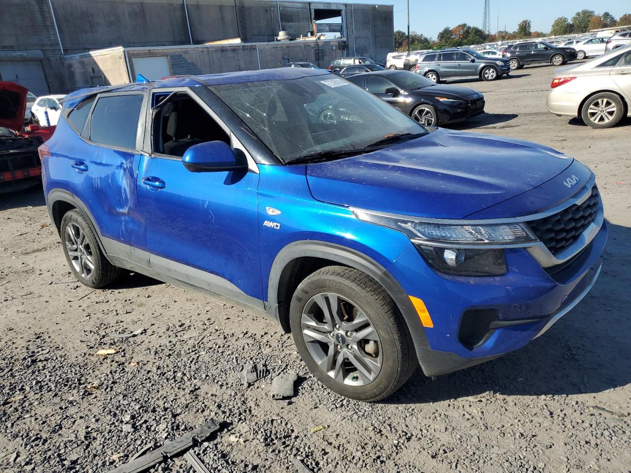 2023 Kia Seltos - Image 4