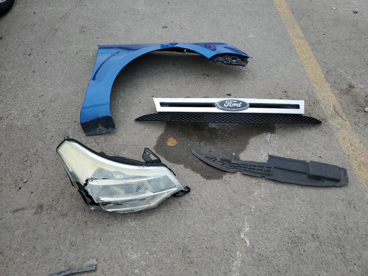 2010 Ford Focus - Image 12