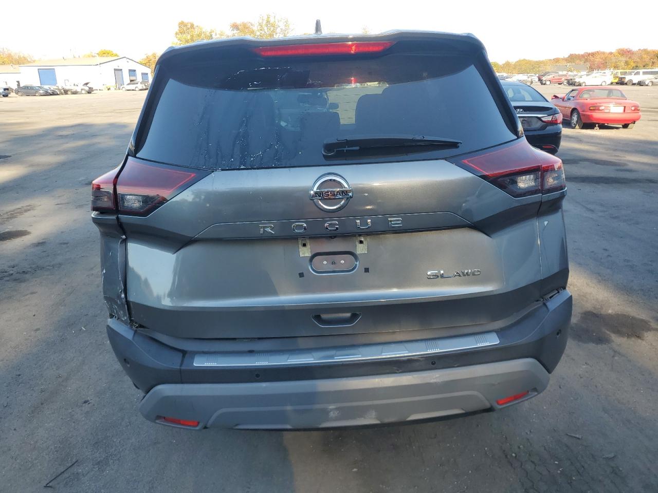 2021 Nissan Rogue - Image 6