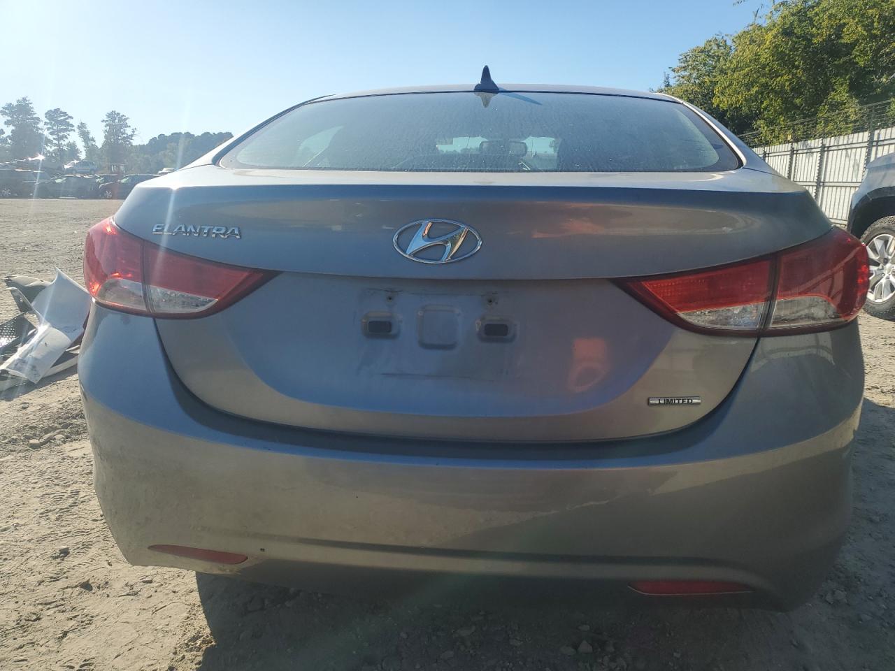 KMHDH4AE4BU133959 2011 Hyundai Elantra Gls