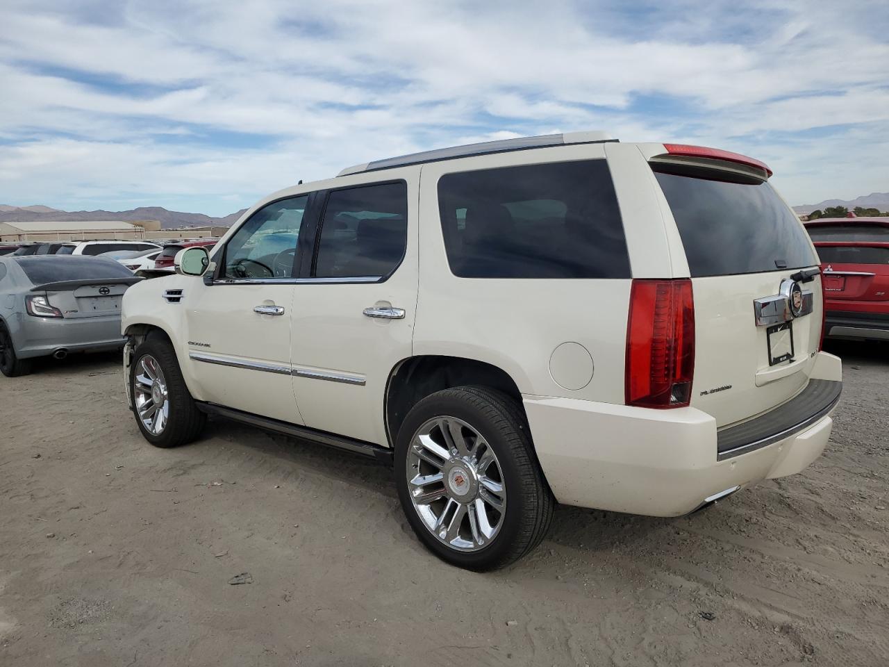 2014 Cadillac Escalade - Image 2