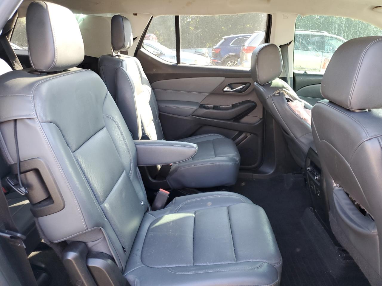 2018 Chevrolet Traverse - Image 11
