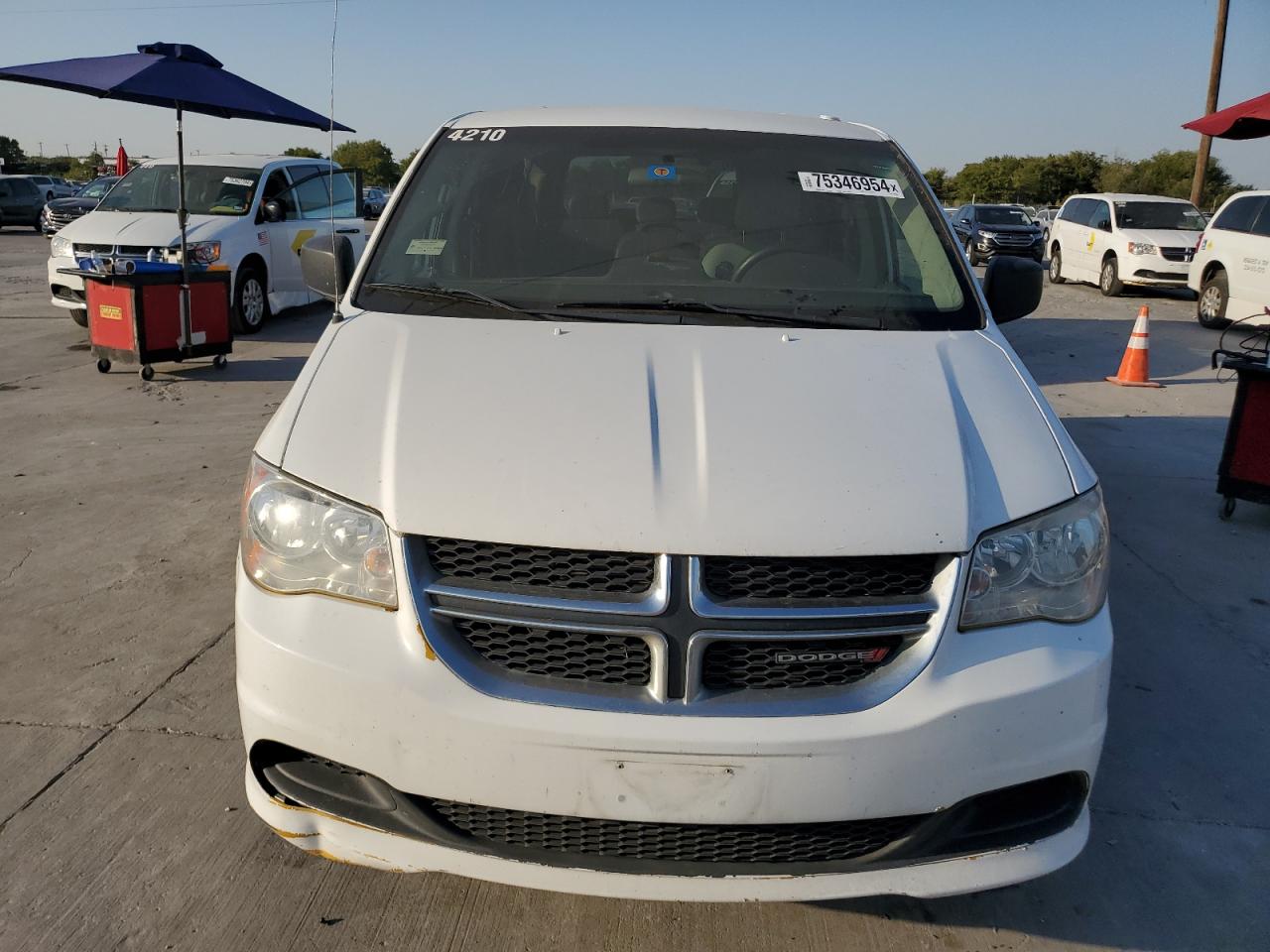 2017 Dodge Caravan - Image 5