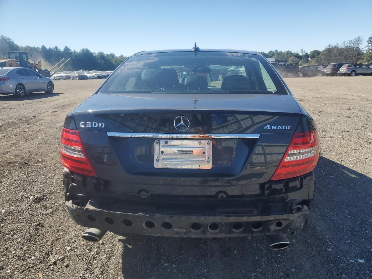 2012 Mercedes-Benz C 300 4Matic VIN: WDDGF8BB4CA635253 Lot: 75168574