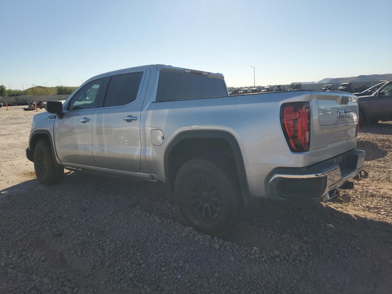 2019 GMC Sierra - Image 2