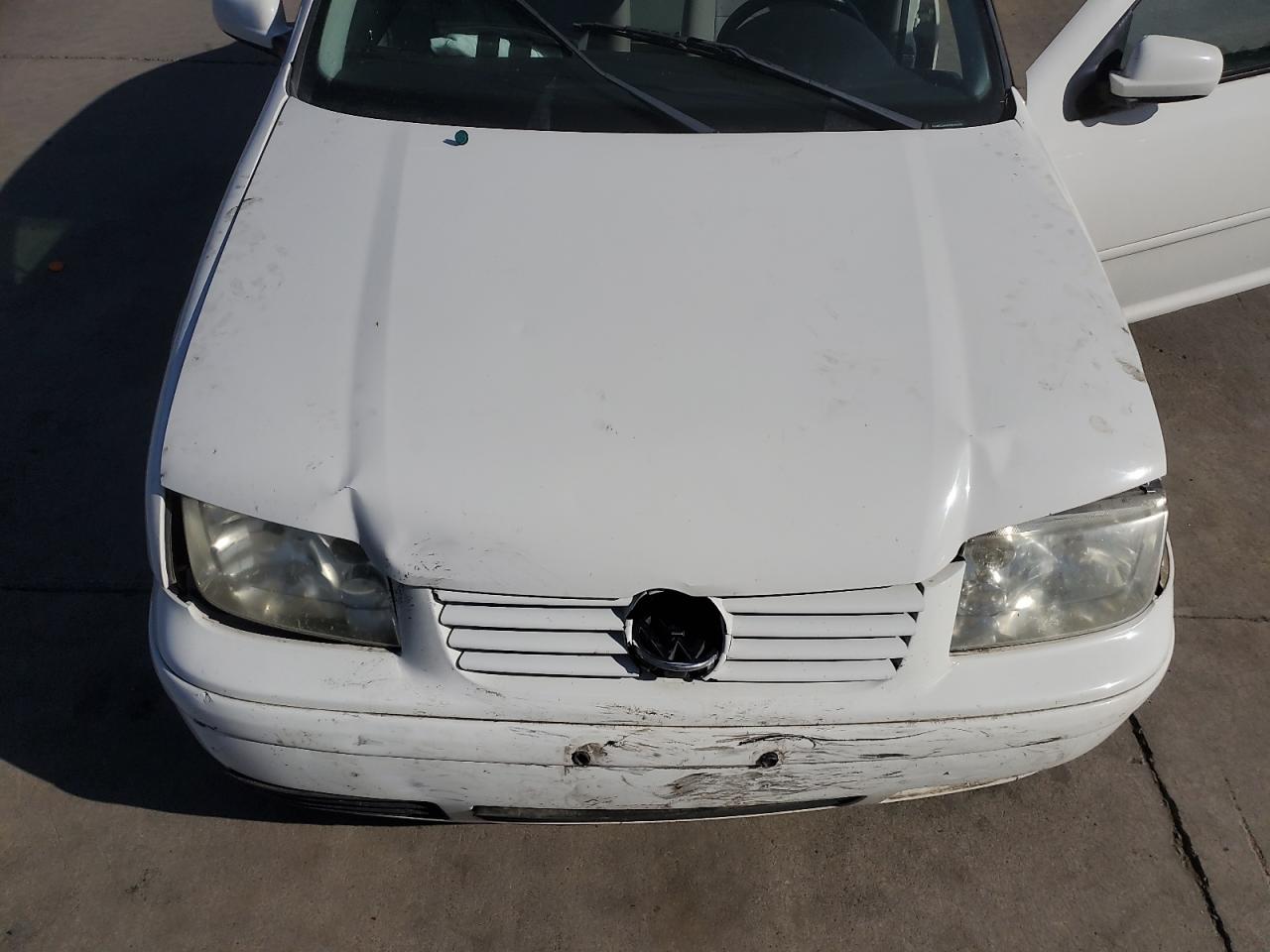 2000 Volkswagen Jetta Gl VIN: 3VWRC29M5YM085584 Lot: 74106684