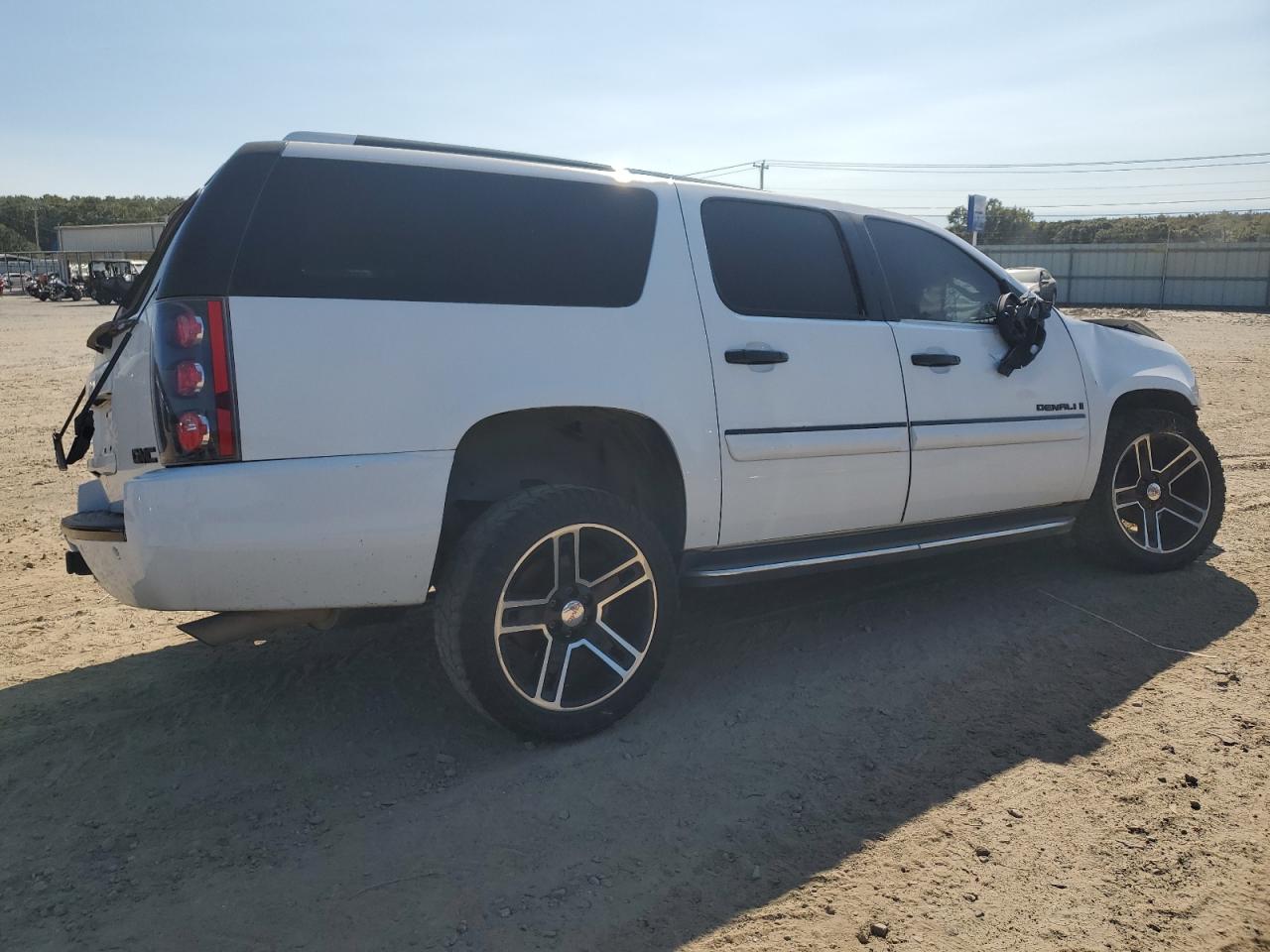 2008 GMC Yukon Xl Denali VIN: 1GKFK66858J188092 Lot: 73412634