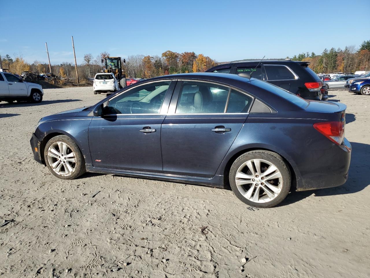 2015 Chevrolet Cruze - Image 2