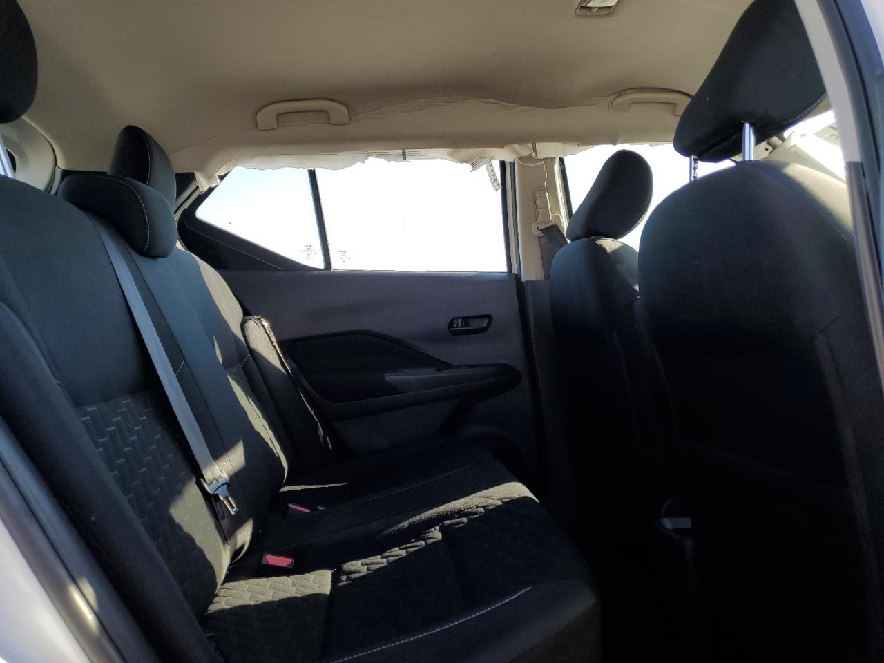 2021 Nissan Kicks - Image 11