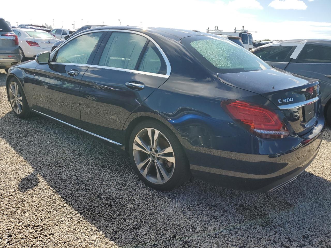 55SWF8DB4KU300999 2019 MERCEDES-BENZ C CLASS - Image 2