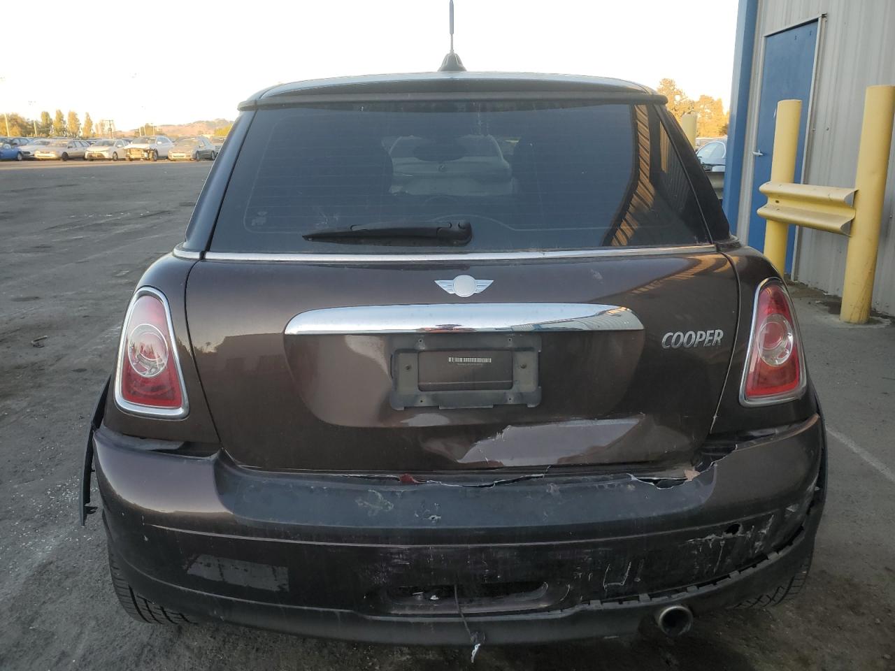 2011 Mini Cooper VIN: WMWSU3C59BTX97112 Lot: 75534014