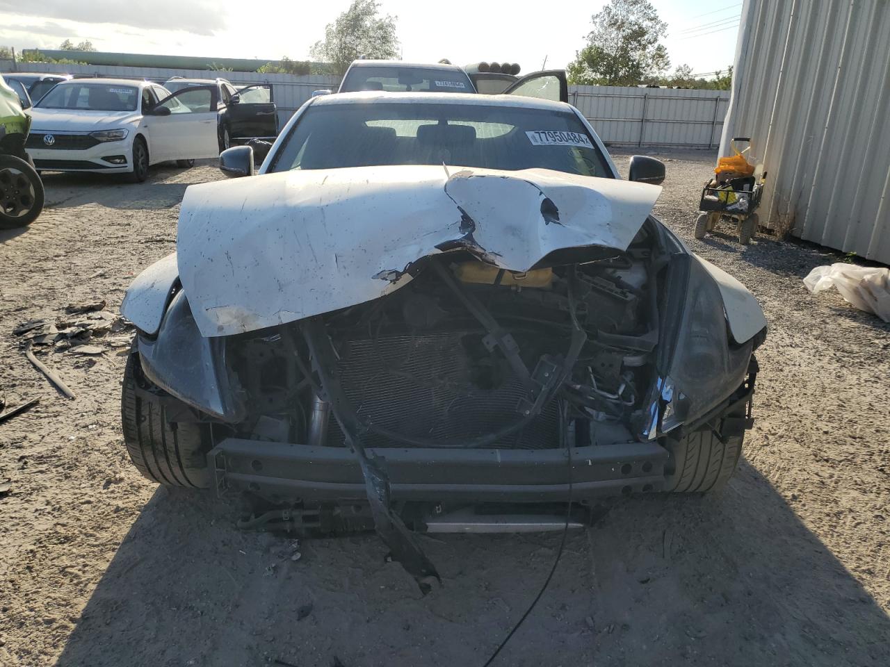 2014 Nissan 370Z - Image 5