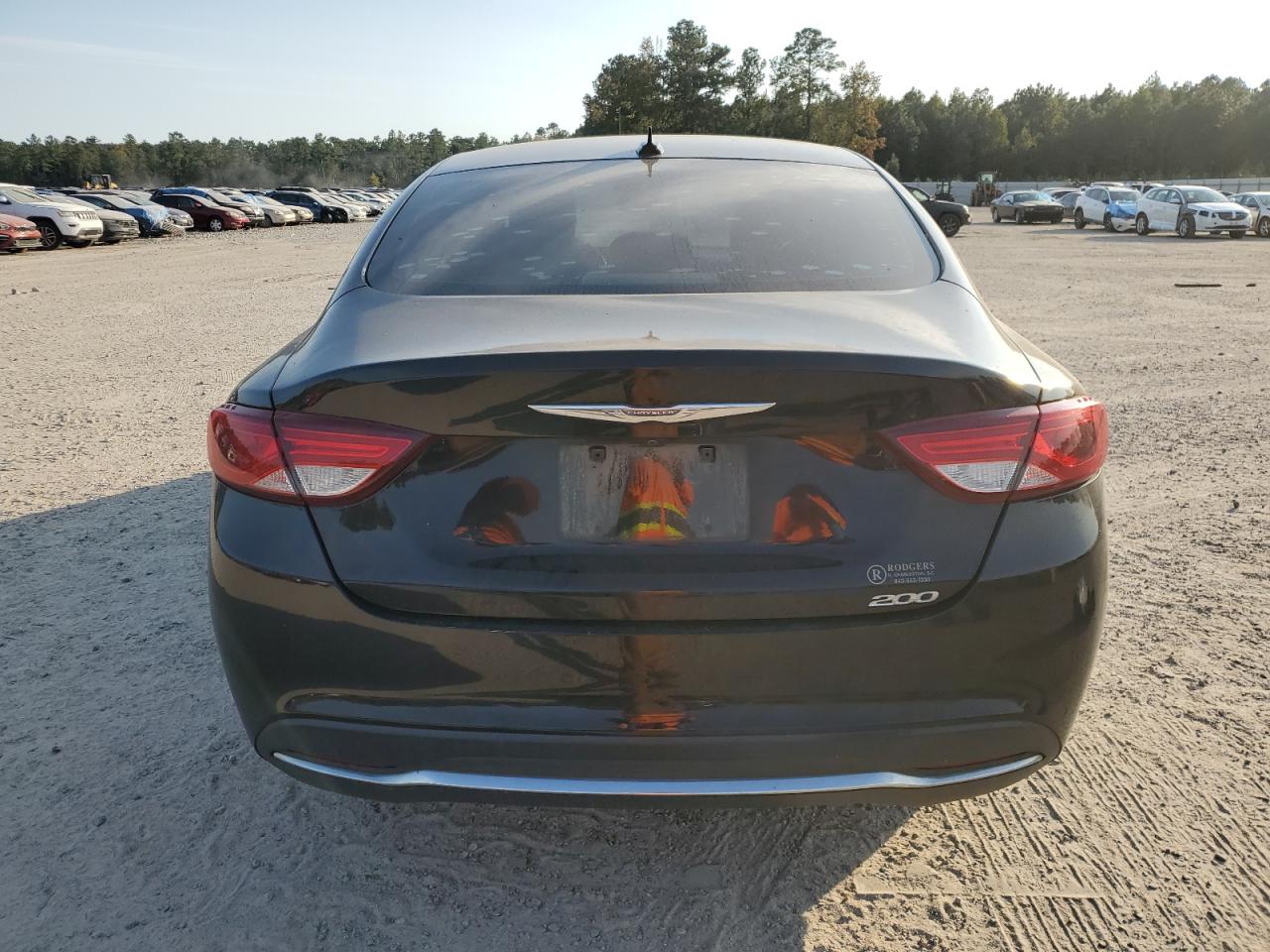 2017 Chrysler 200 - Image 6