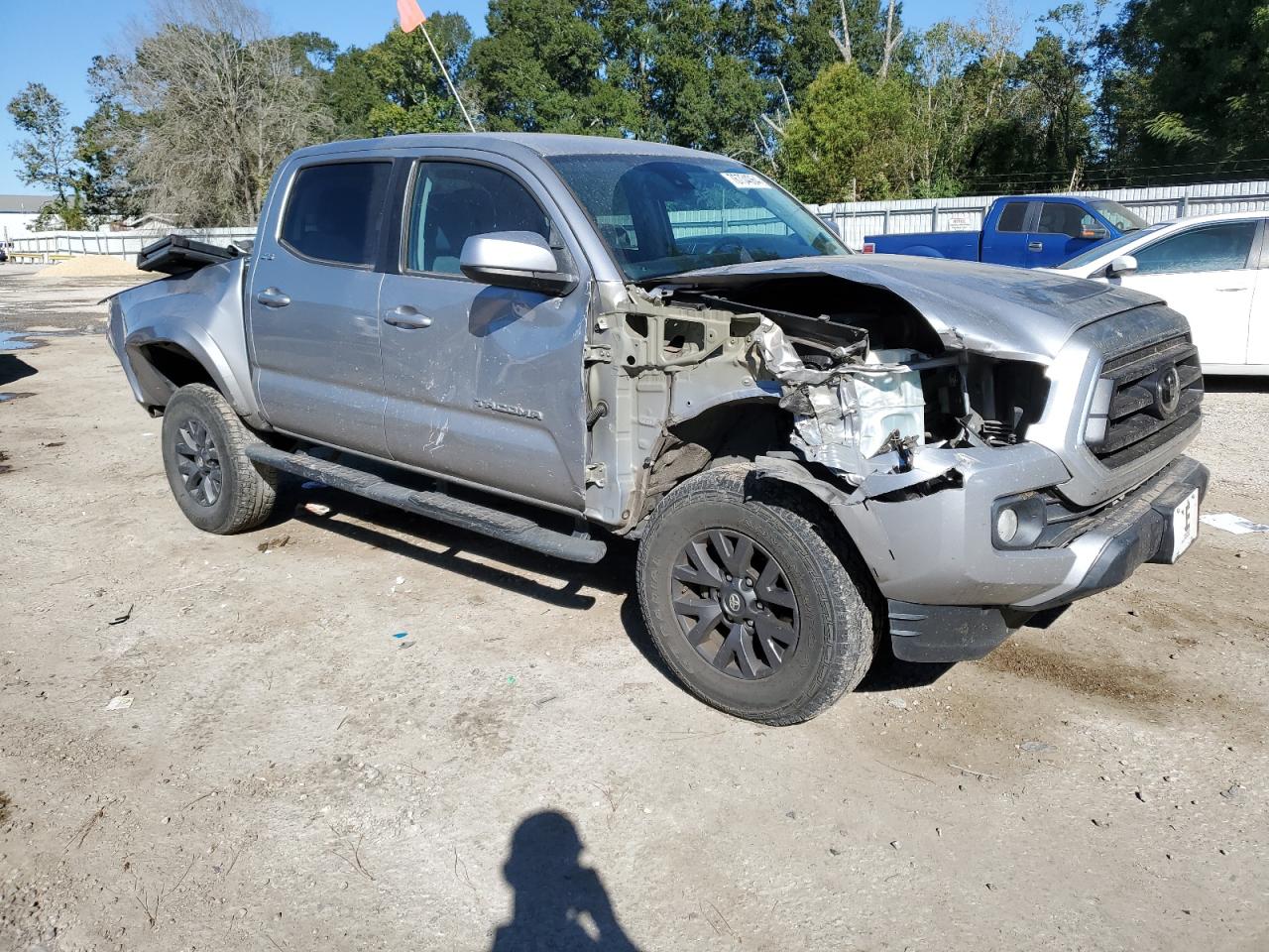 2020 Toyota Tacoma - Image 4