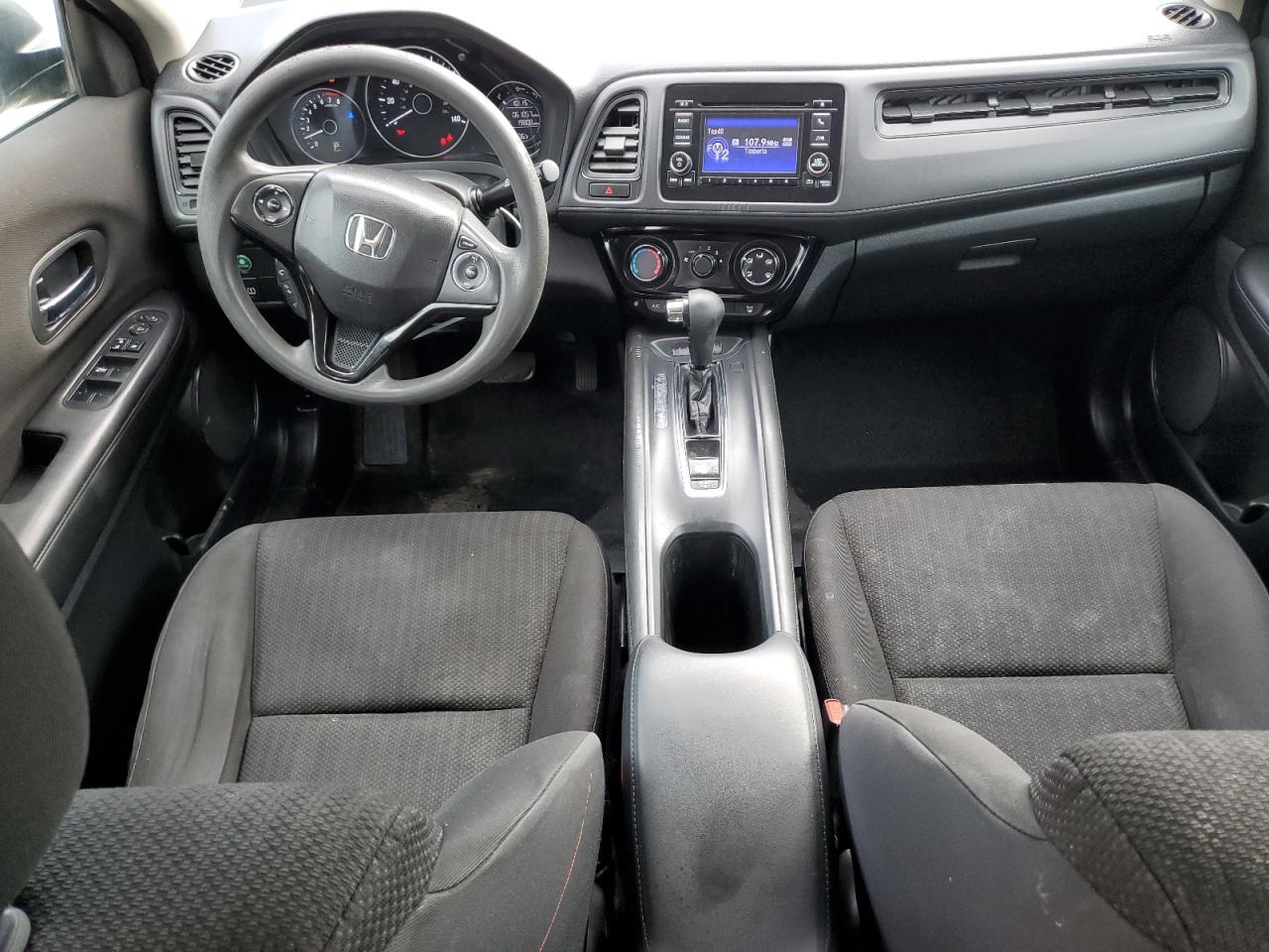 3CZRU6H38HG700380 2017 Honda Hr-V Lx