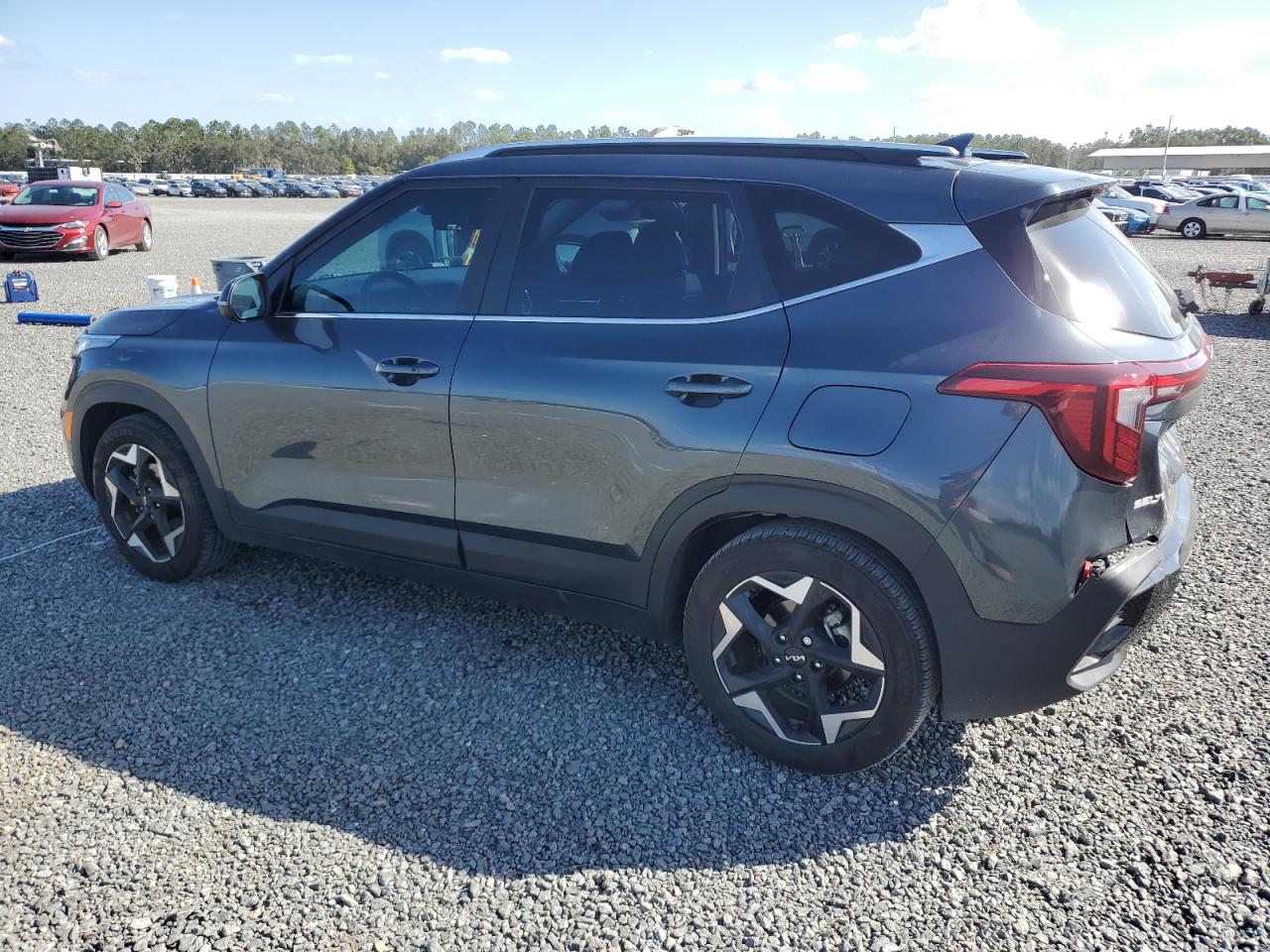 2024 Kia Seltos - Image 2