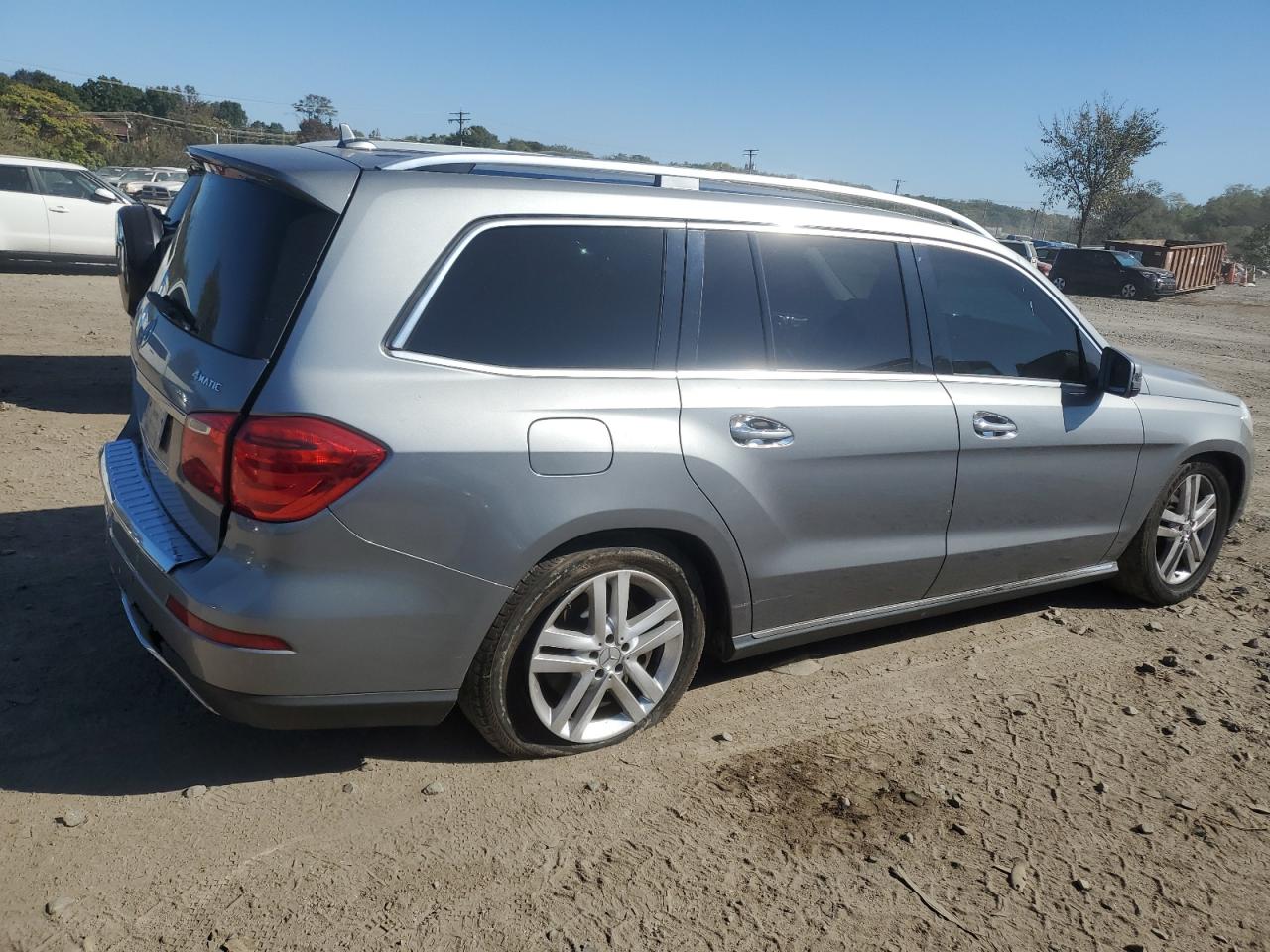 VIN 4JGDF7CEXEA317331 2014 MERCEDES-BENZ GL-CLASS no.3