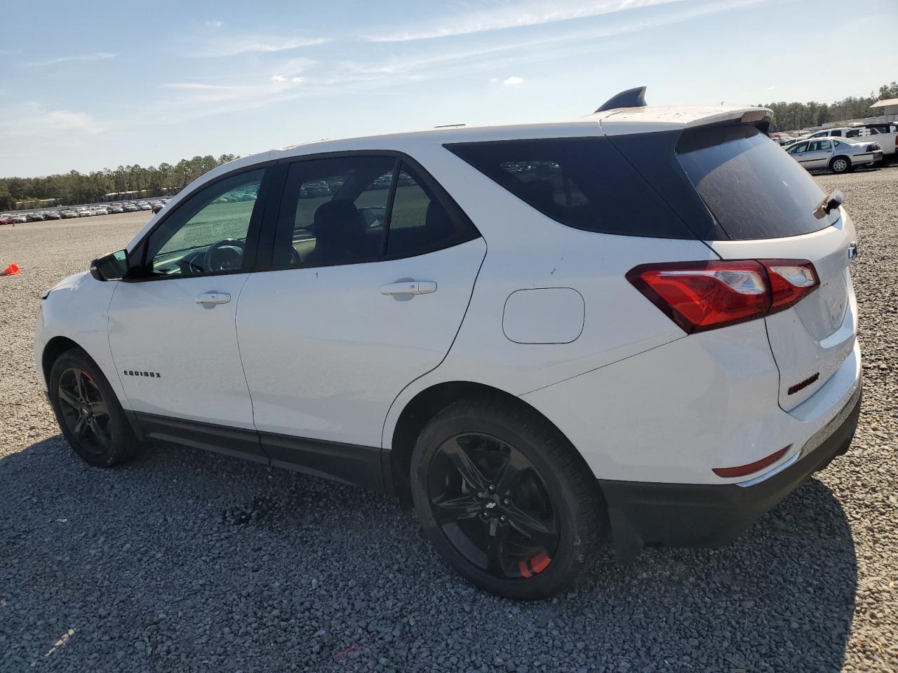 2019 Chevrolet Equinox - Image 2