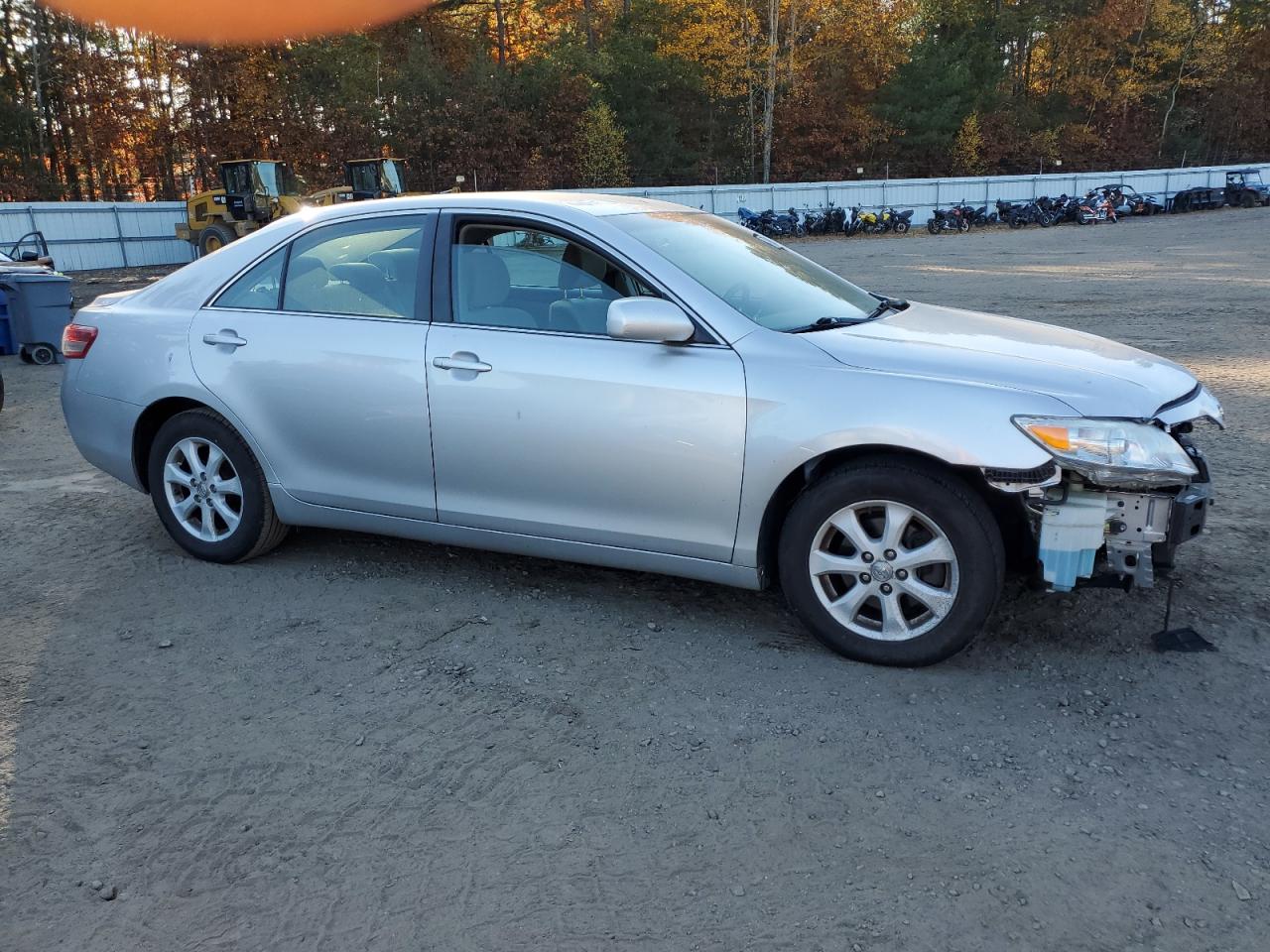 2010 Toyota Camry - Image 4