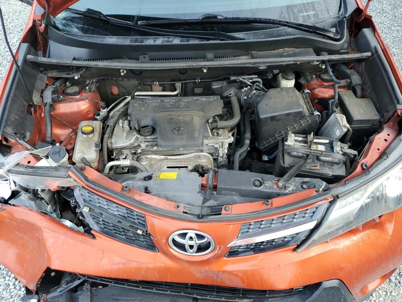 2T3WFREV0FW147747 2015 Toyota Rav4 Xle