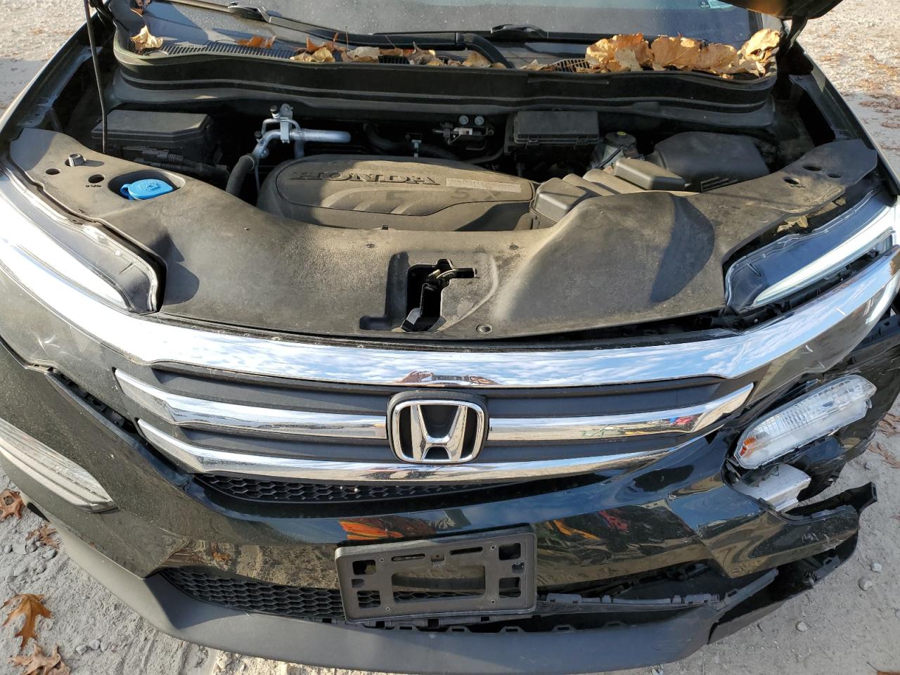 VIN 5FNYF6H50JB004394 2018 HONDA PILOT no.12