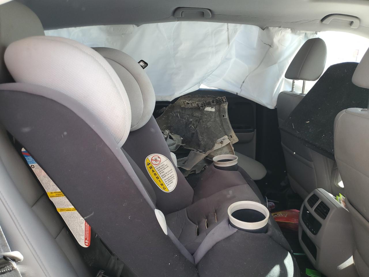 2017 Honda Pilot - Image 11