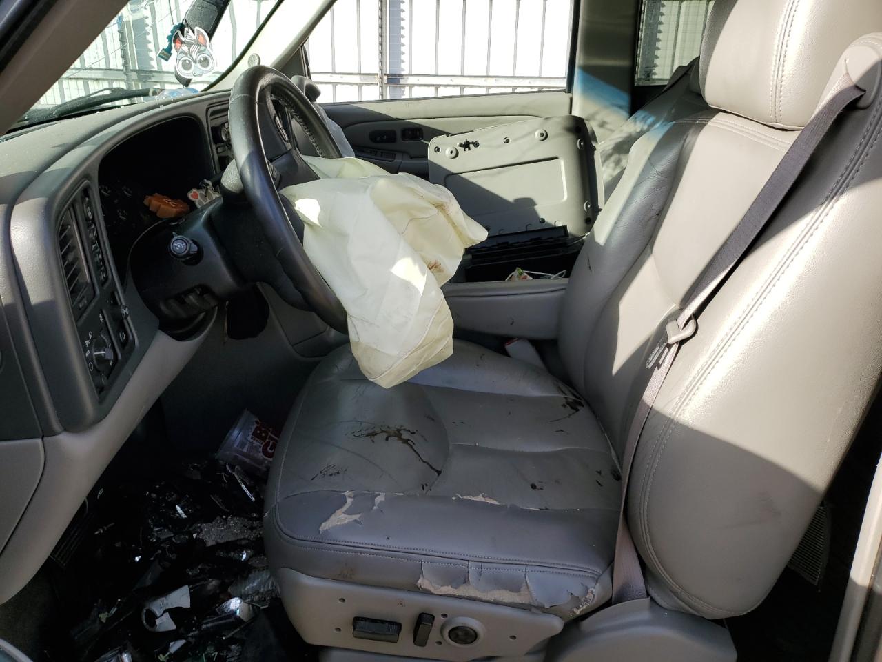 2005 GMC Yukon Xl K1500 VIN: 3GKFK16Z35G283243 Lot: 76027724