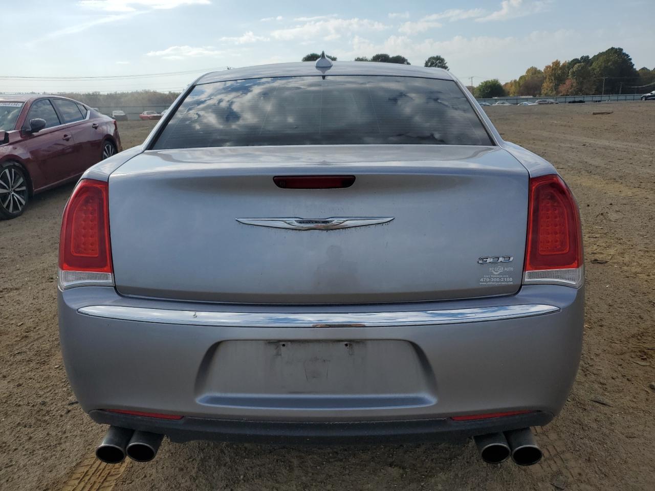 2016 Chrysler 300 - Image 6