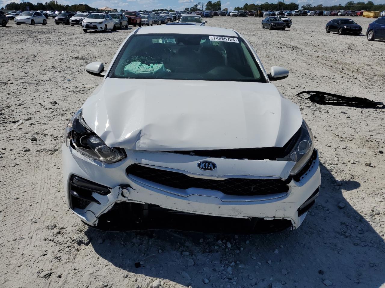 2019 Kia Forte - Image 5