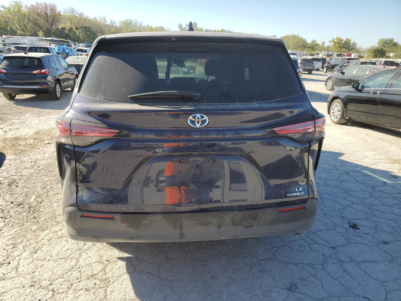 5TDKRKEC5MS010622 2021 Toyota Sienna Le