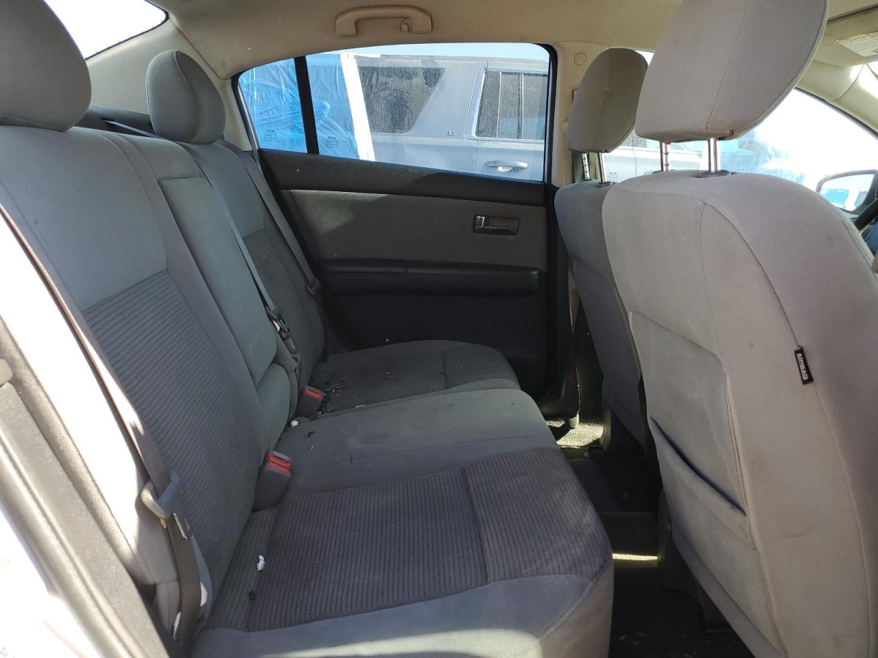 2011 Nissan Sentra - Image 11