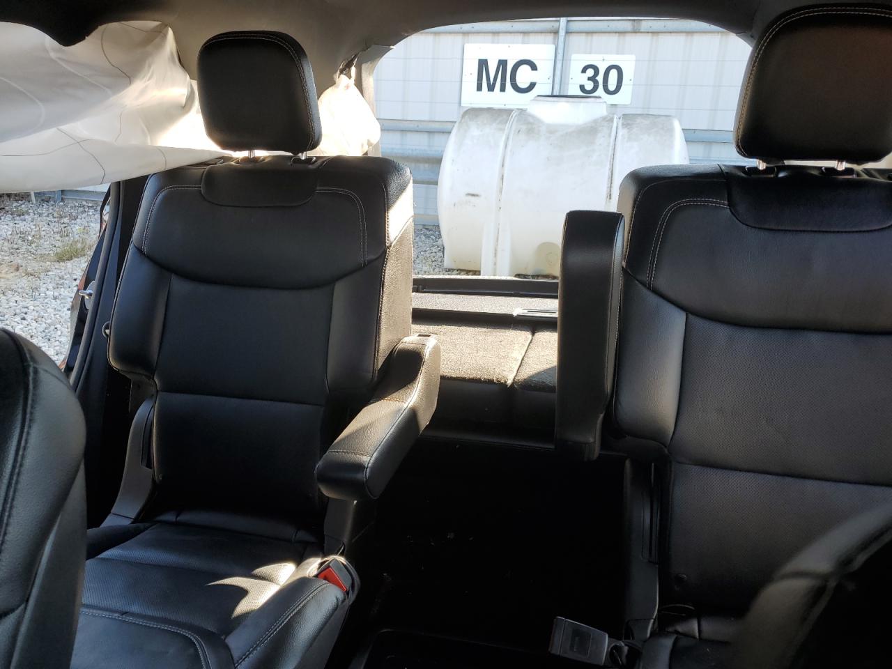 2020 Ford Explorer - Image 10