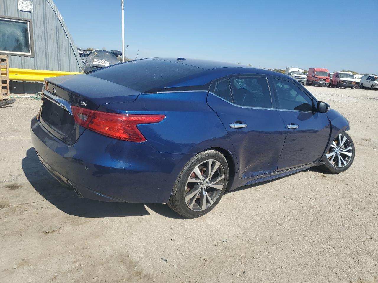 2017 Nissan Maxima - Image 3