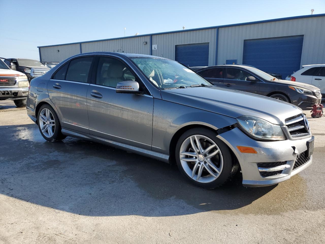 VIN WDDGF4HB2ER316986 2014 MERCEDES-BENZ C-CLASS no.4