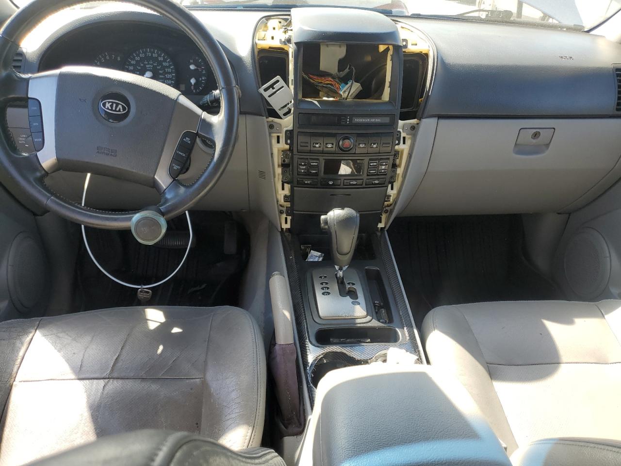 KNDJC733655370146 2005 Kia Sorento Ex