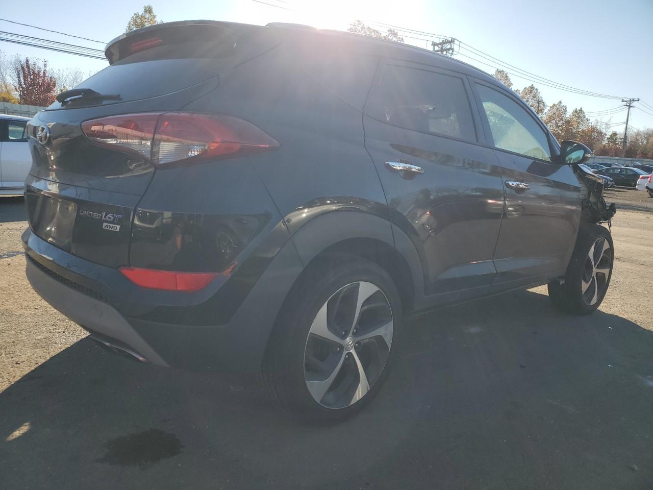 2018 Hyundai Tucson Value VIN: KM8J3CA27JU655565 Lot: 77373304